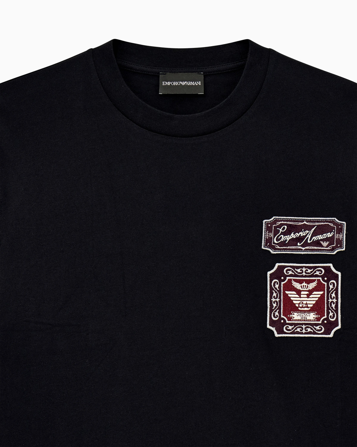 Heavy jersey T-shirt with embroidered logo patch
