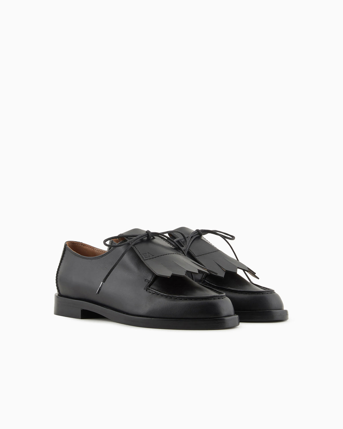 Leather lace-ups with fringes
