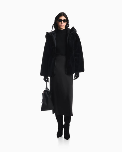 Caban coat in faux fur with a hood and zip closure