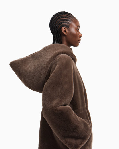 Caban coat in faux fur with a hood and zip closure