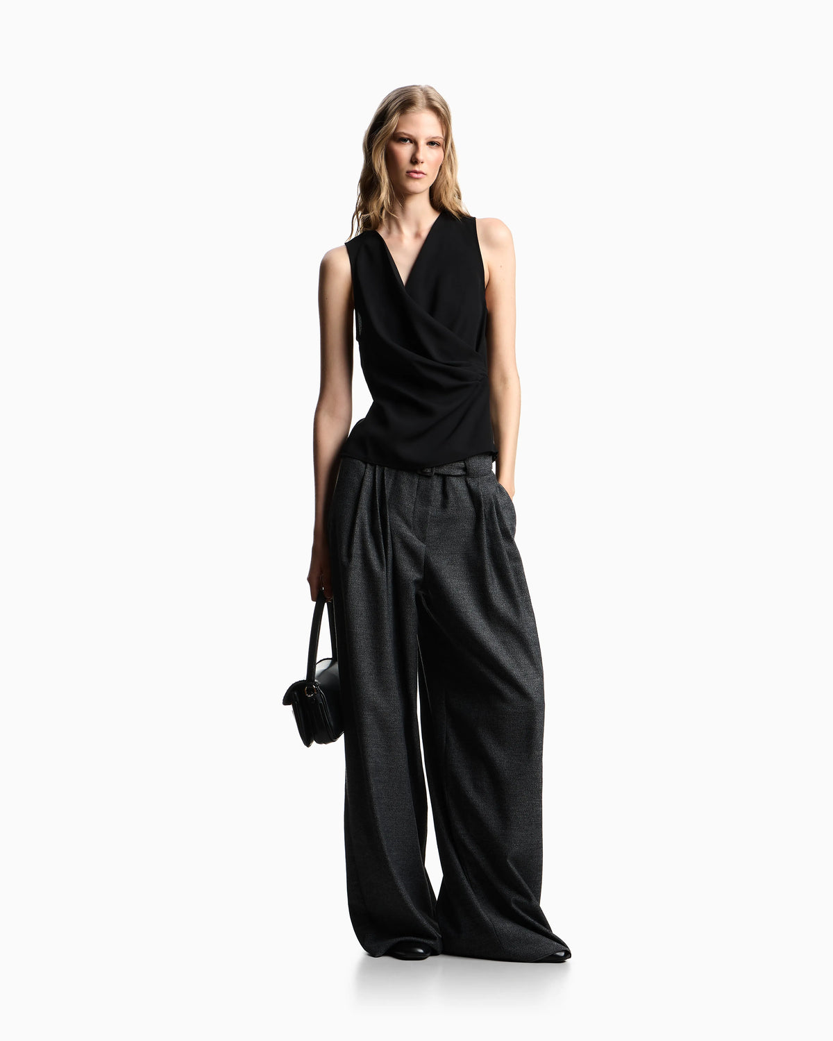 Fluid crêpe top with draping