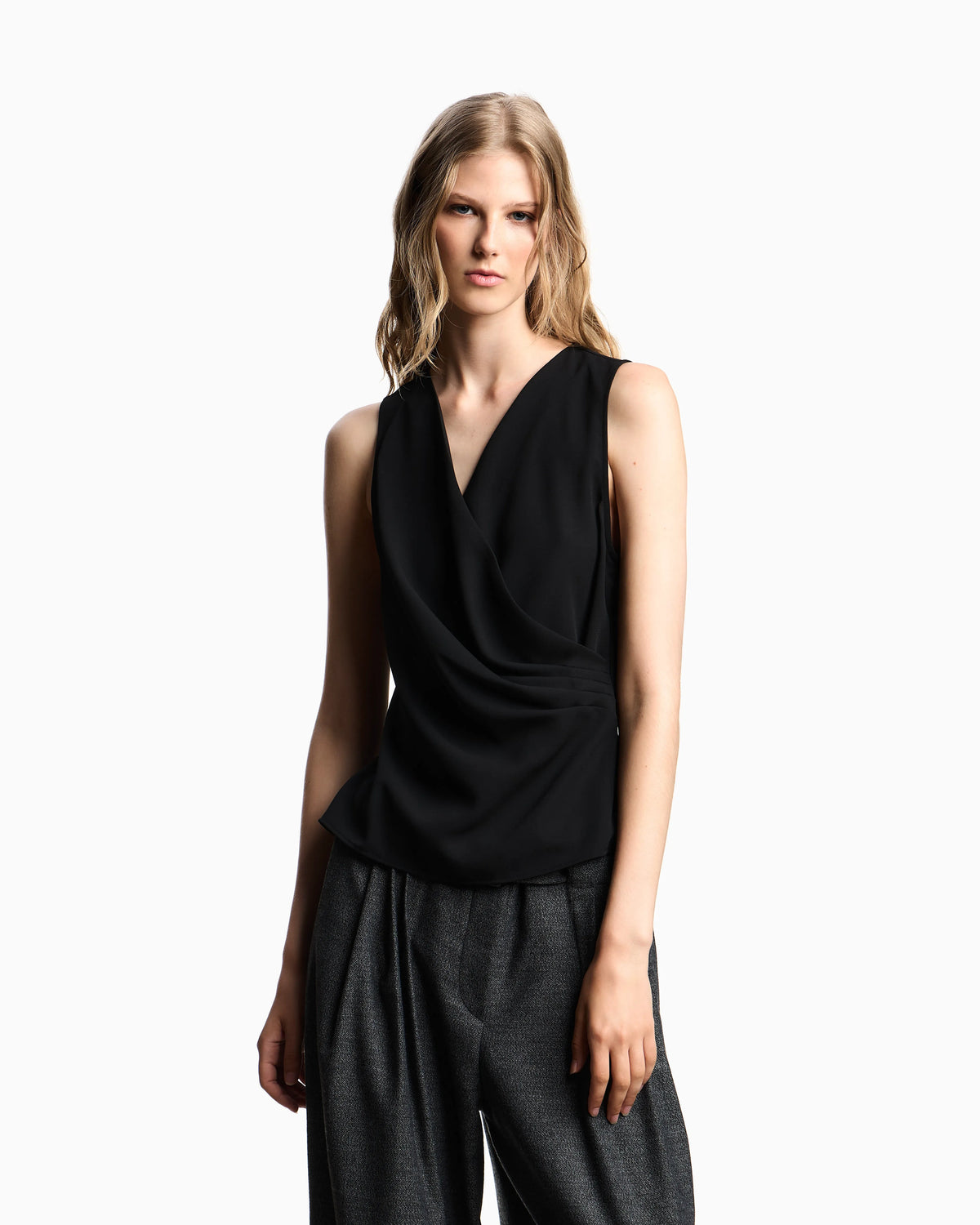 Fluid crêpe top with draping