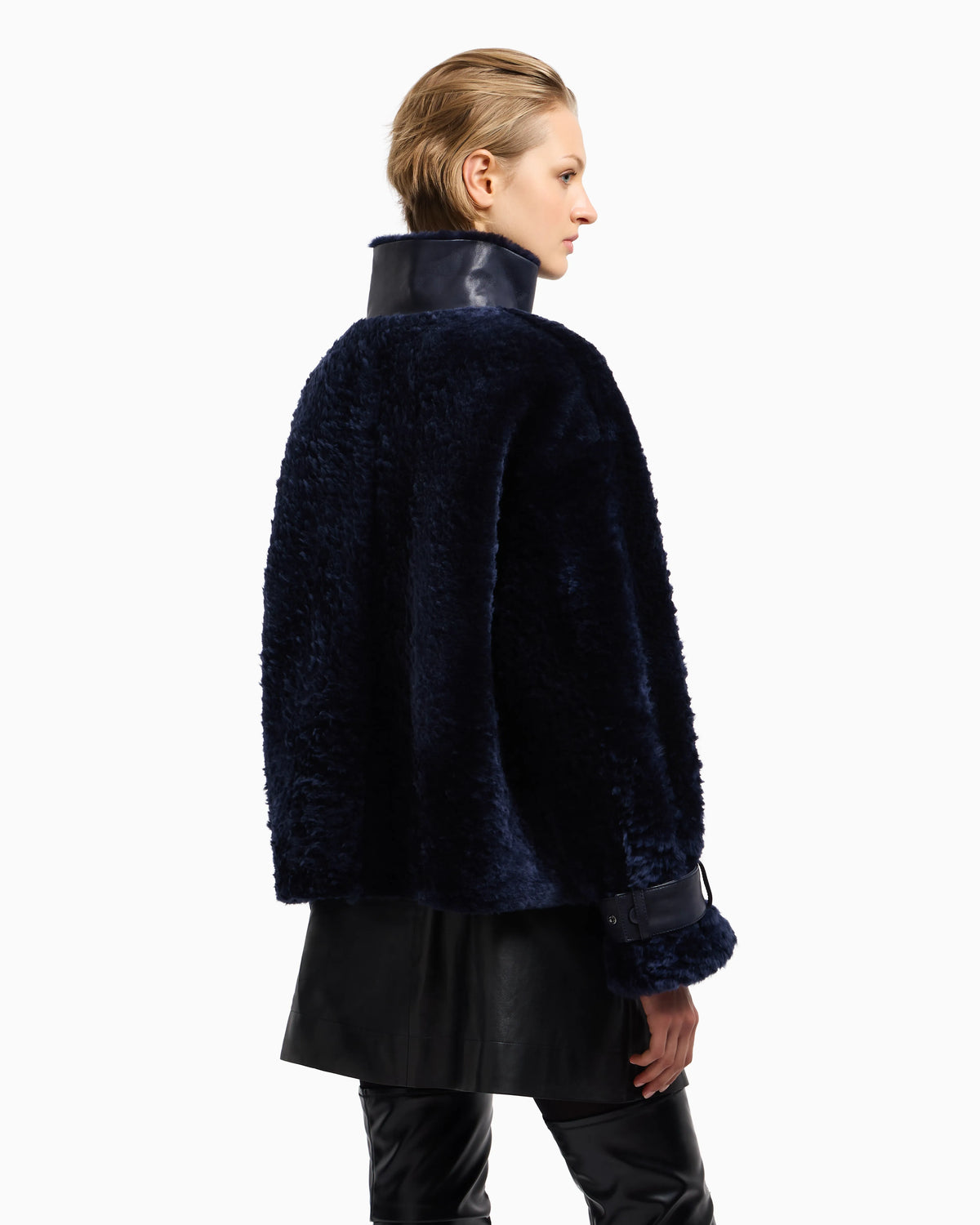 Lamb shearling sheepskin with nappa-leather details