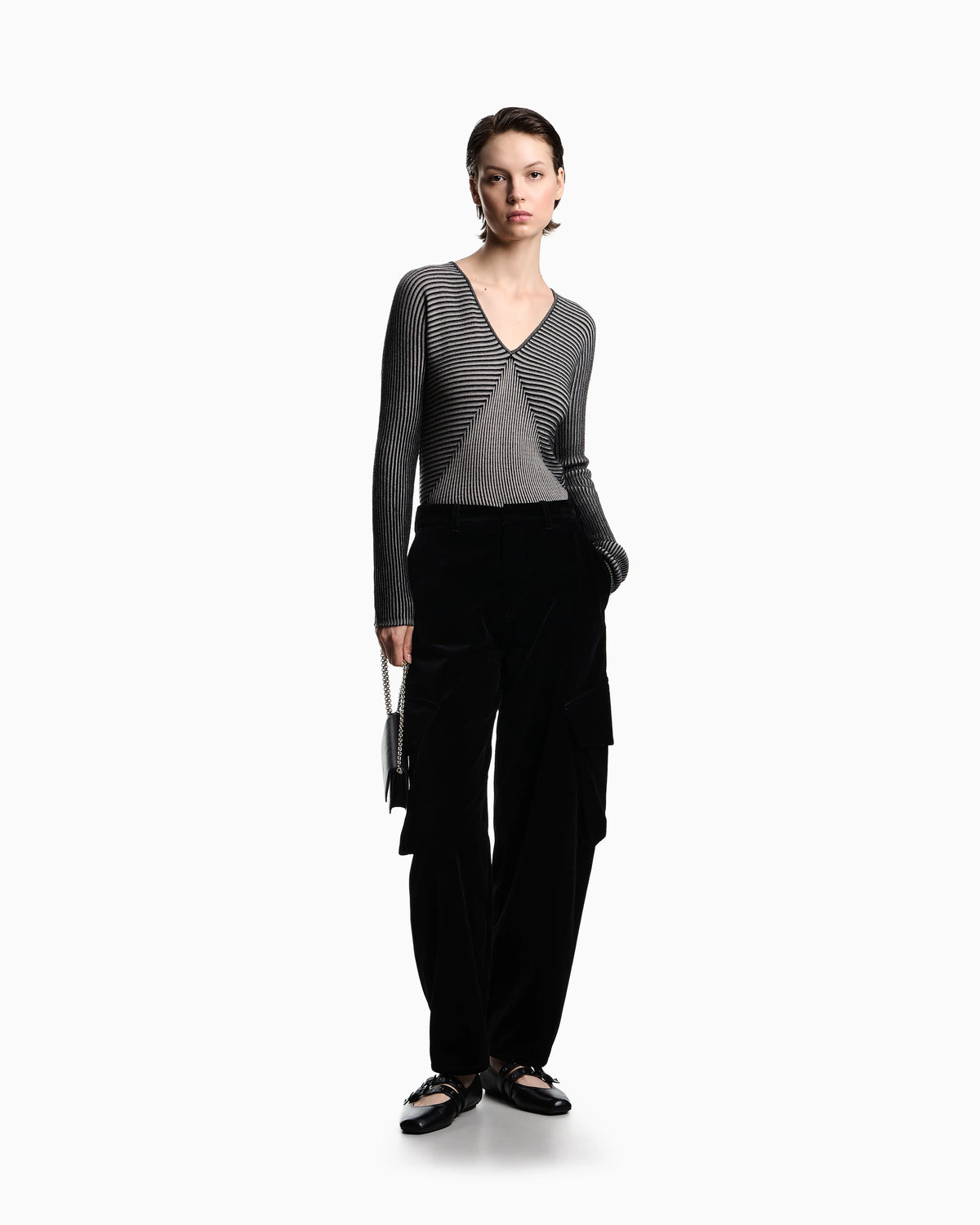 V-neck jumper with striped links-stitched details