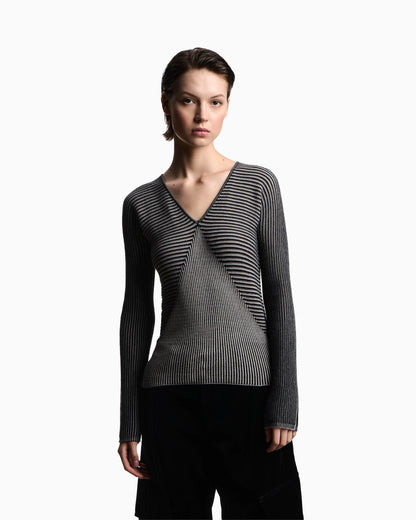 V-neck jumper with striped links-stitched details