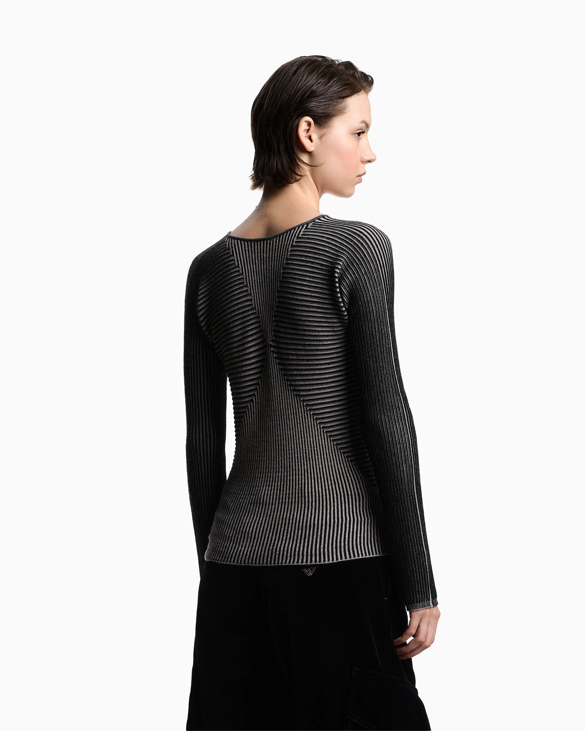 V-neck jumper with striped links-stitched details