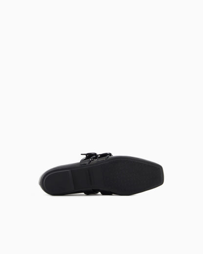 Patent leather ballerinas with double strap