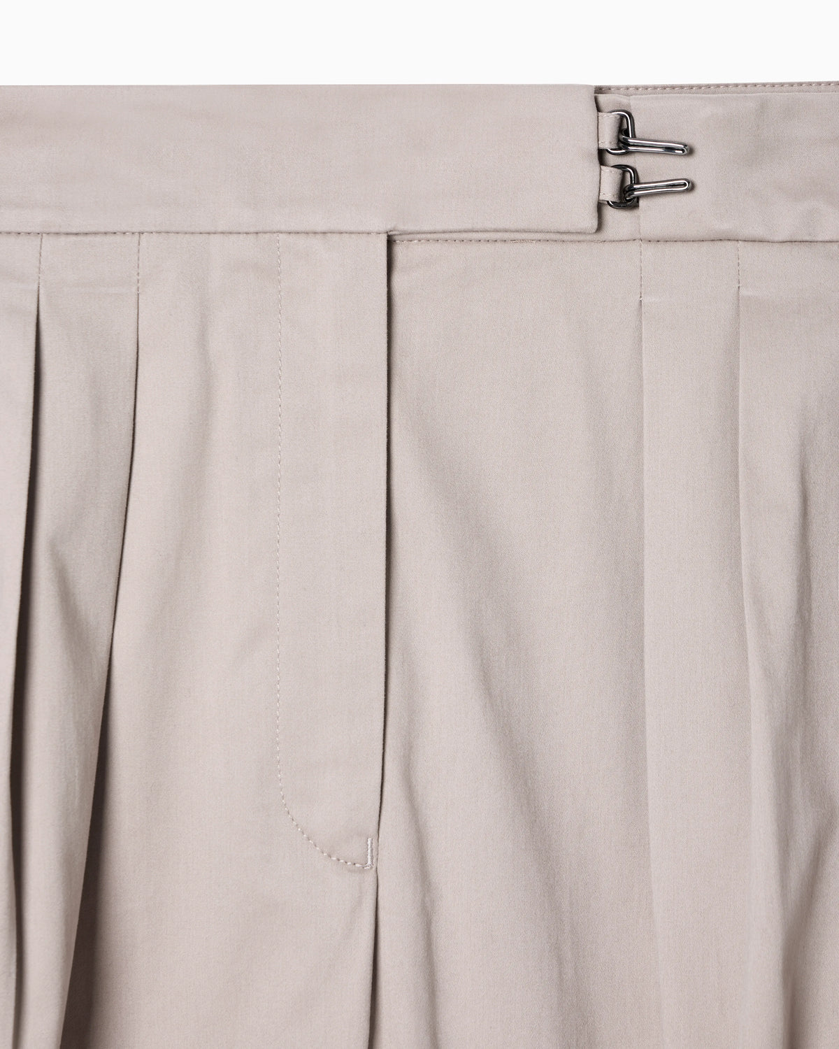 Brushed cotton trousers with pleats