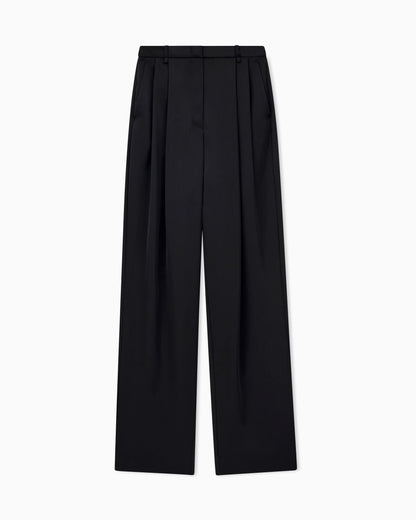 Trousers in techno twill with wide leg pleats and belt loops