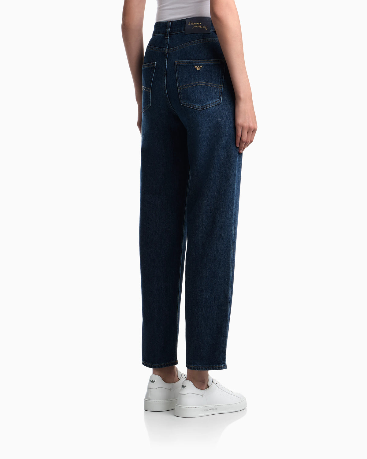 Five-pocket rigid denim jeans with a vintage look