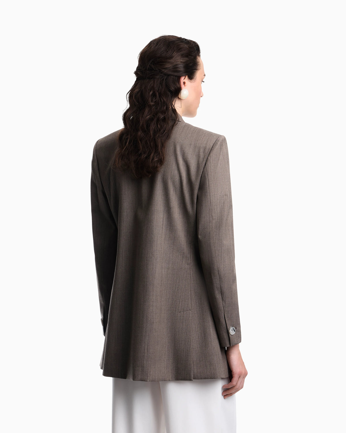 Light wool single-breasted jacket
