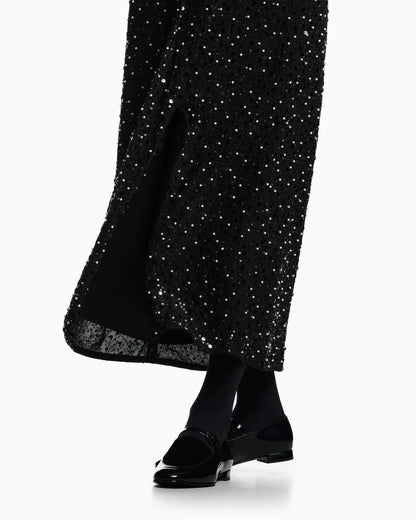 Georgette skirt with all-over beads and sequins