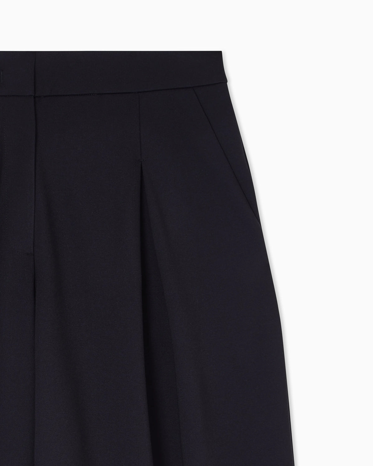 Travel Essentials interlock jersey pleated trousers