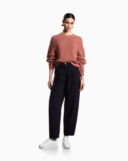 Icon jumper with links-stitch knit and 3D motif
