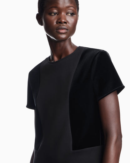 Double jersey dress with chenille tape Travel Essential