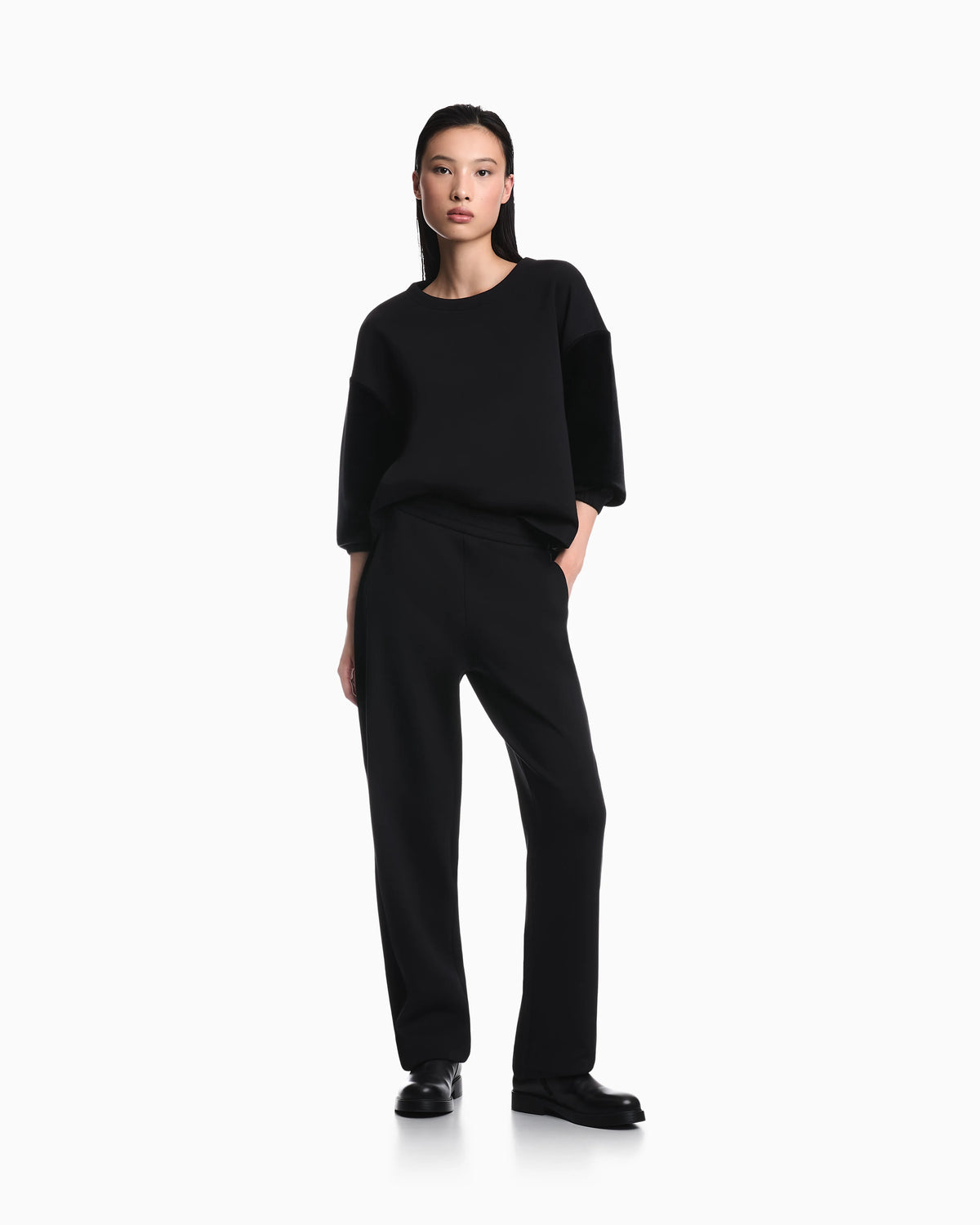 Double jersey sweatshirt with chenille tape Travel Essential