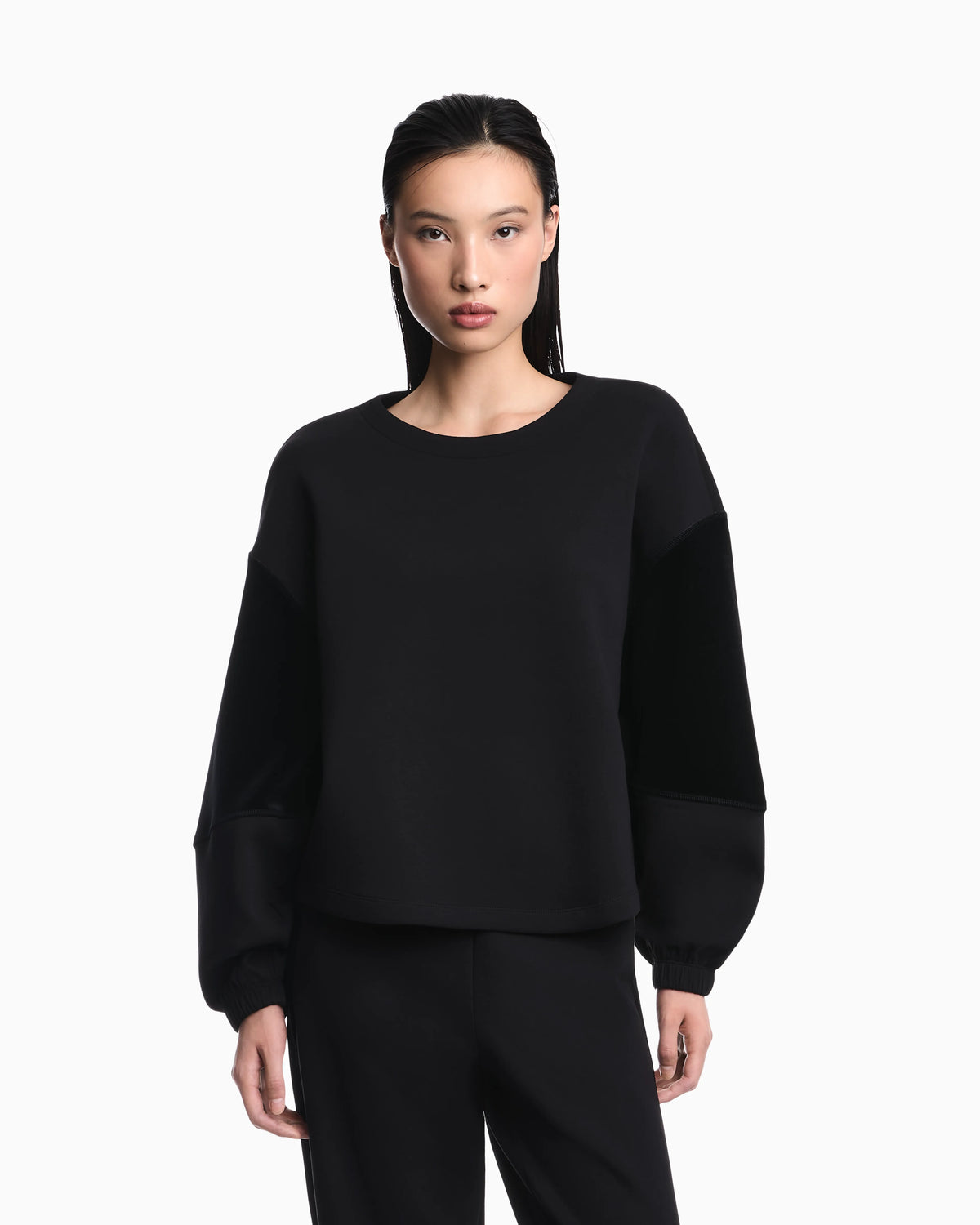 Double jersey sweatshirt with chenille tape Travel Essential