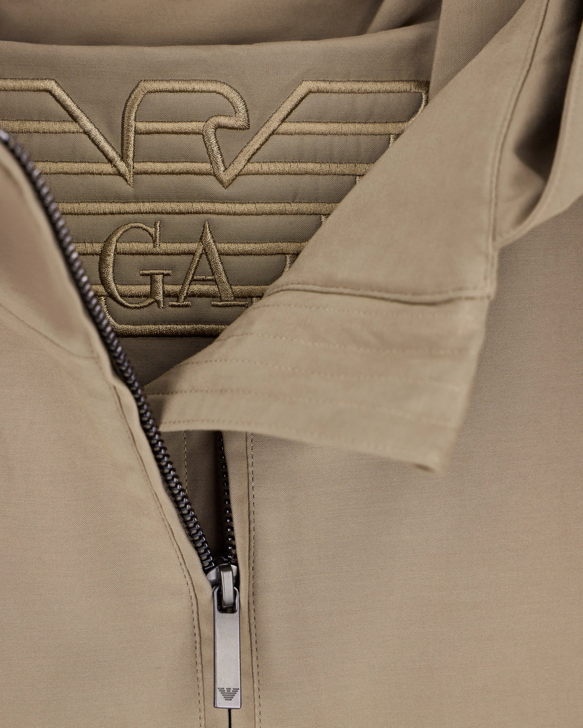 Full-zip hooded blouson jacket in brushed techno cotton