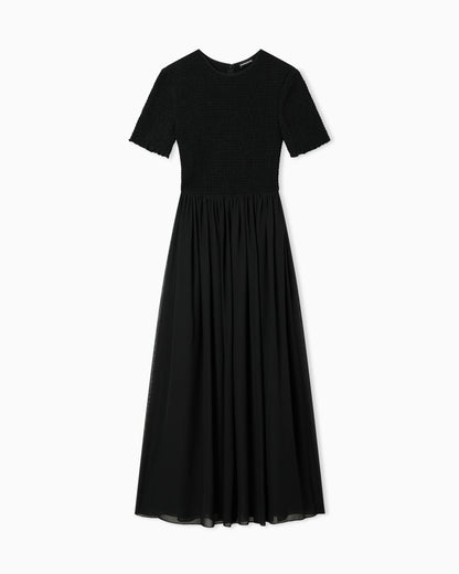 Short-sleeved long dress in technical georgette
