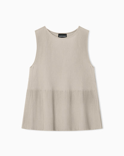 Knit top with a ribbed effect