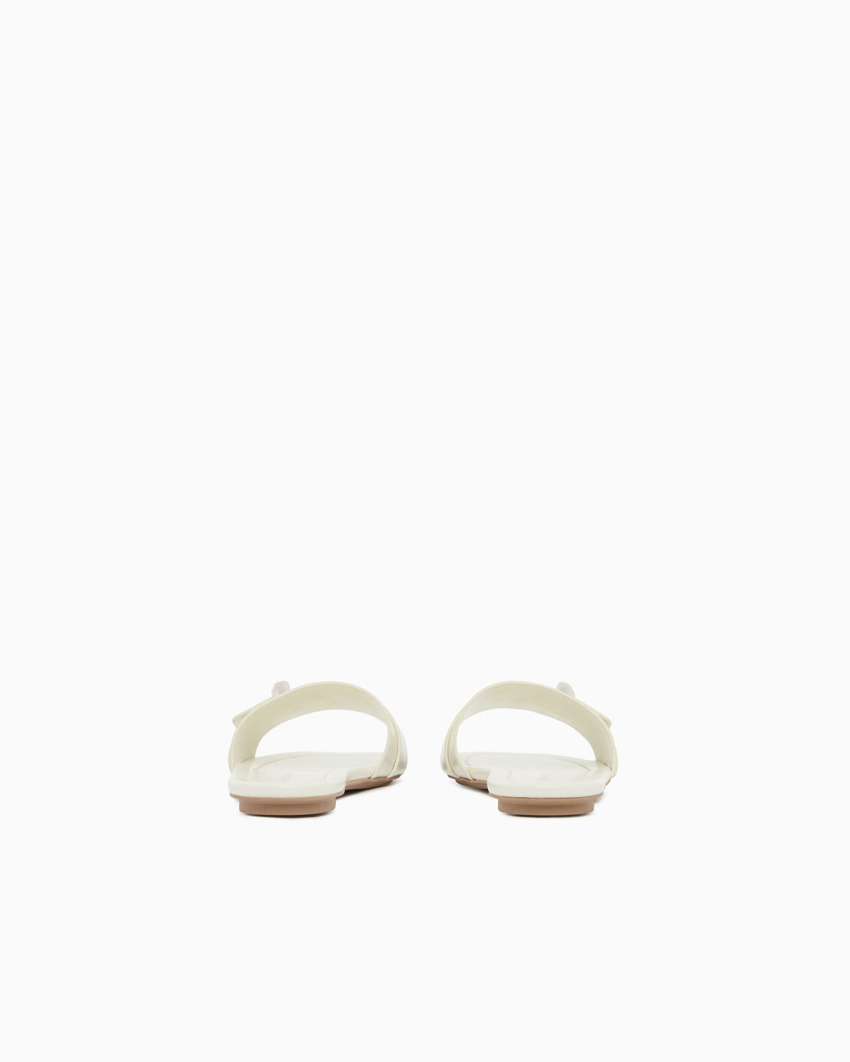 Shiny polished leather band sandals