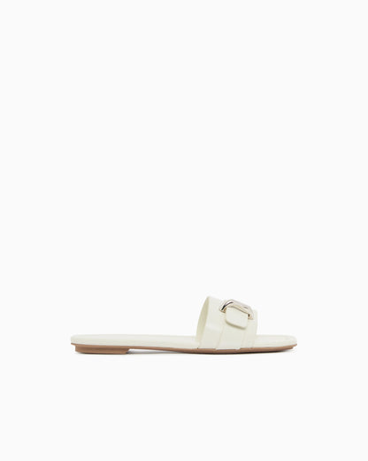 Shiny polished leather band sandals