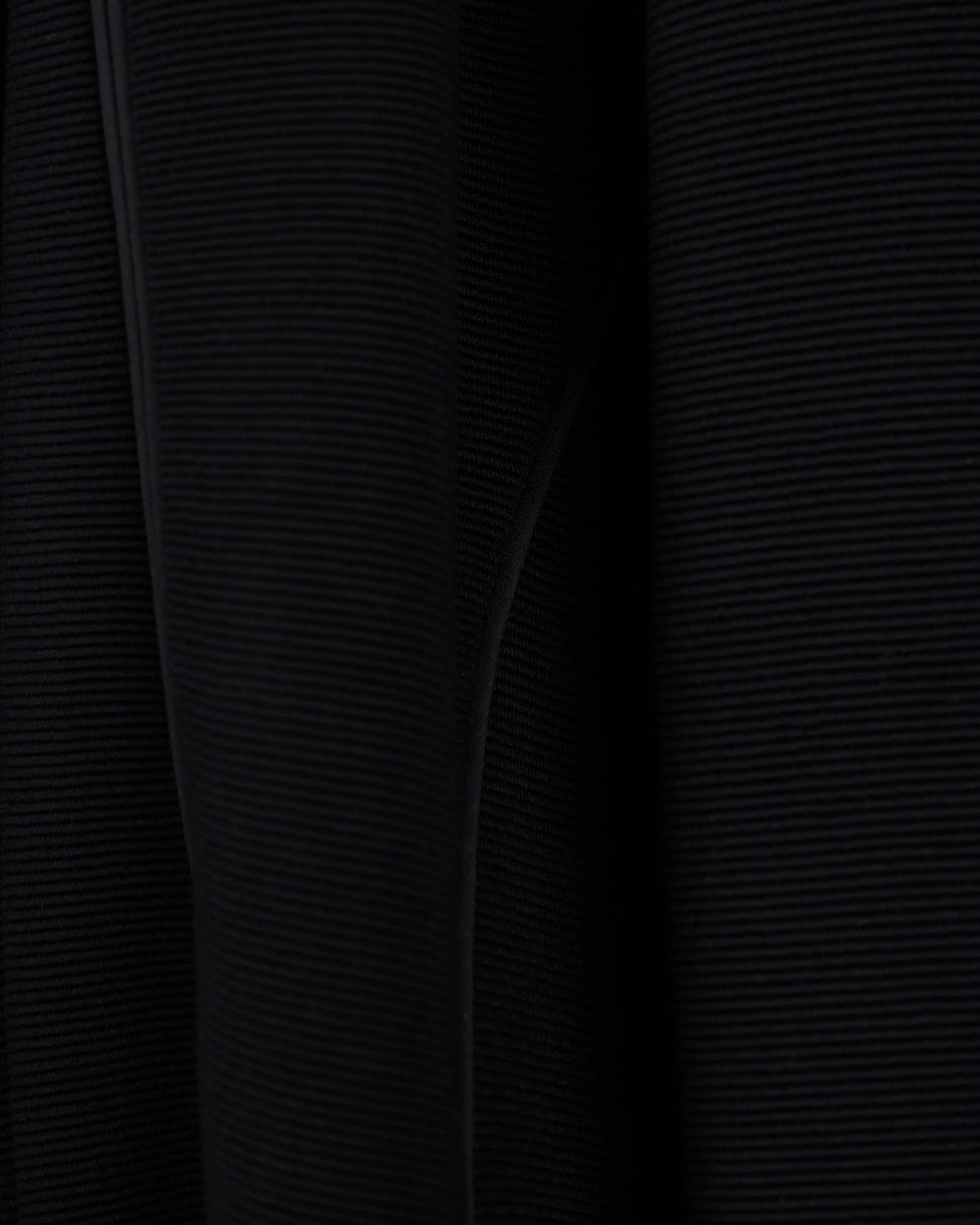 Slim fit ottoman jersey blazer with round neck and front zip