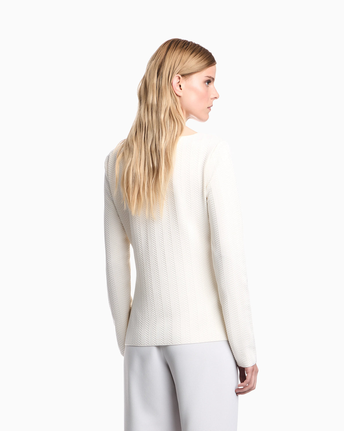 Slim fit shirt in jacquard jersey with a chevron pattern