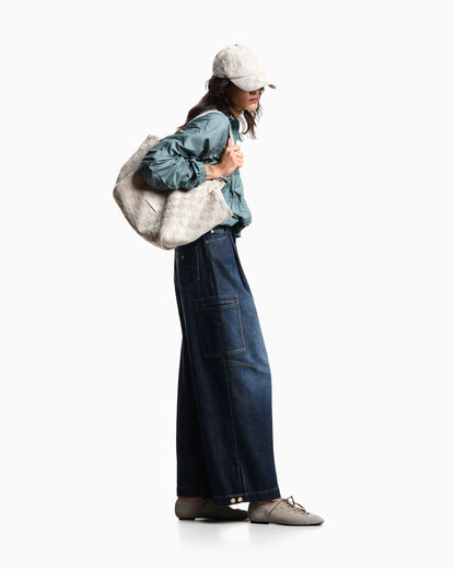 Wide-leg denim jeans with cargo pockets