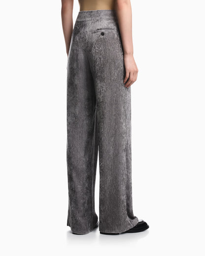 Pleated pants in fluid corduroy Signature Capsule