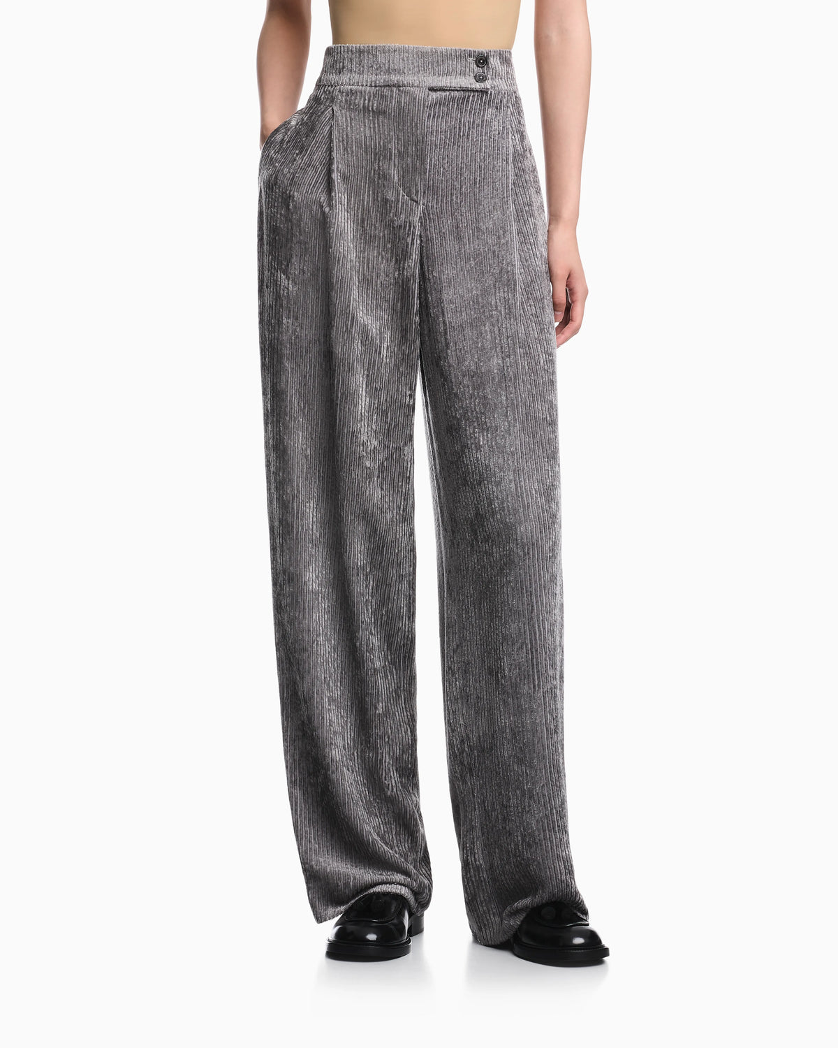 Pleated pants in fluid corduroy Signature Capsule