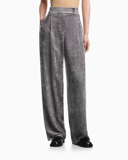 Pleated pants in fluid corduroy Signature Capsule