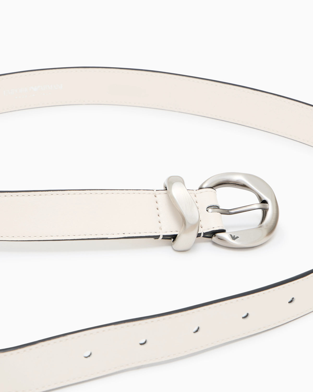 Smooth leather belt