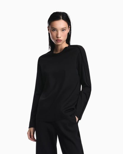 Mercerized jersey shirt with chenille tape Travel Essential
