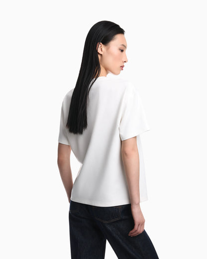 T-shirt in stretch viscose with a pocket outline