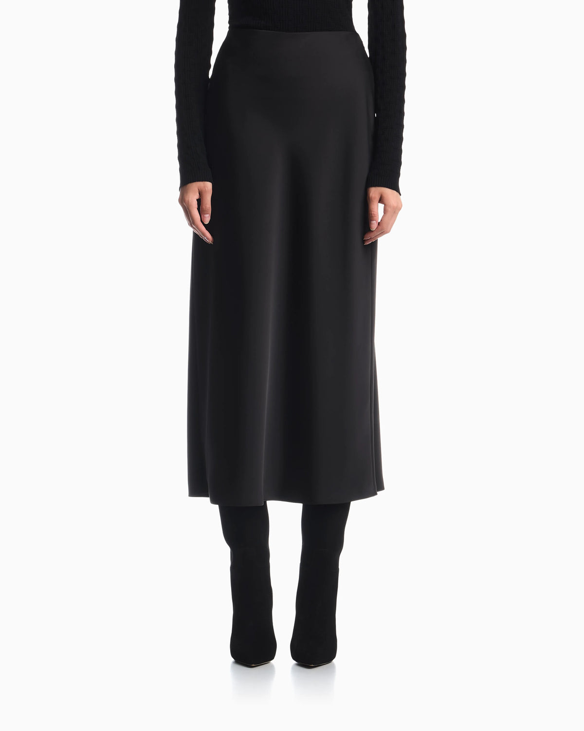 Unlined skirt in techno twill with side zipper and hook