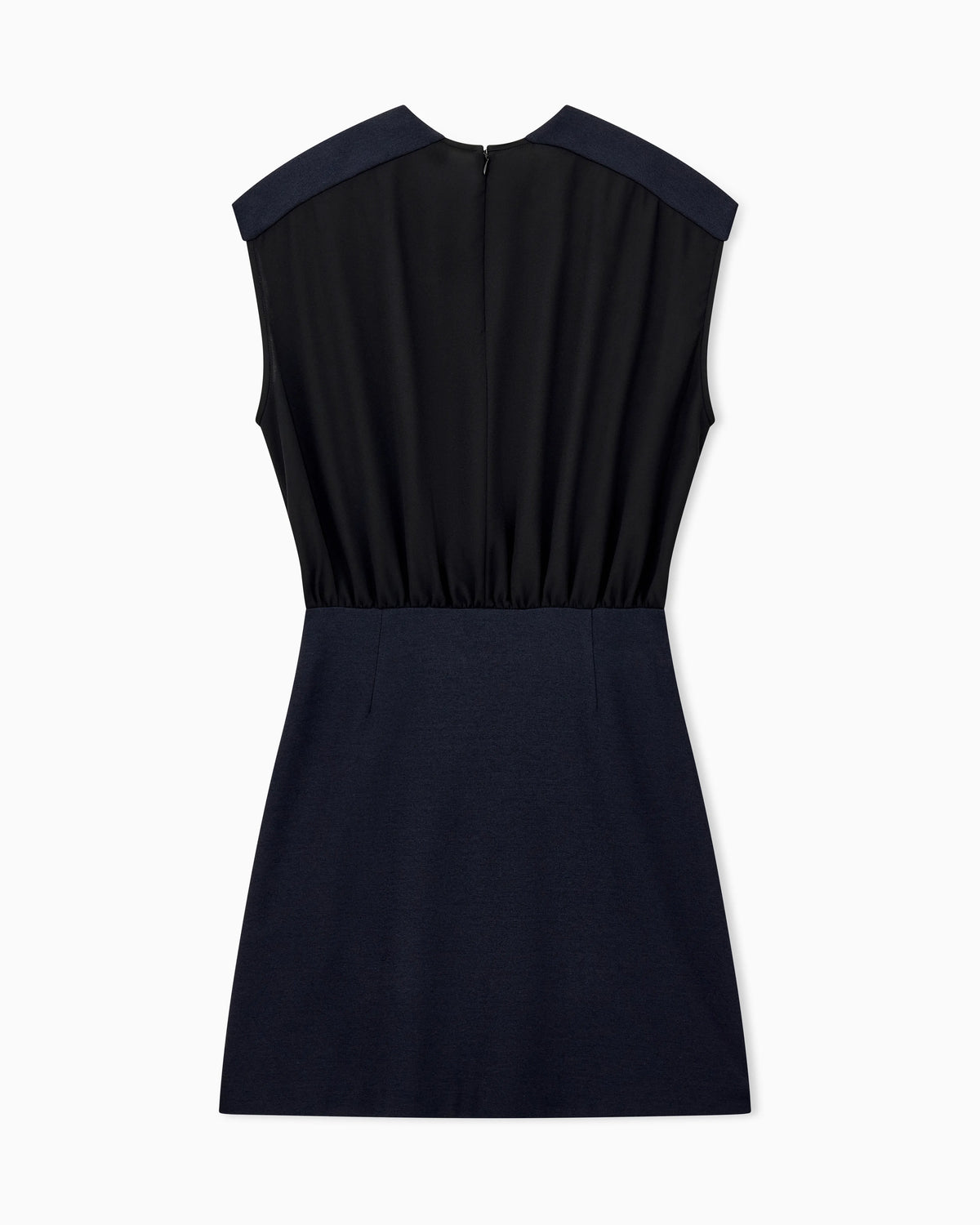 Sleeveless dress with a gathered bodice and front pleat