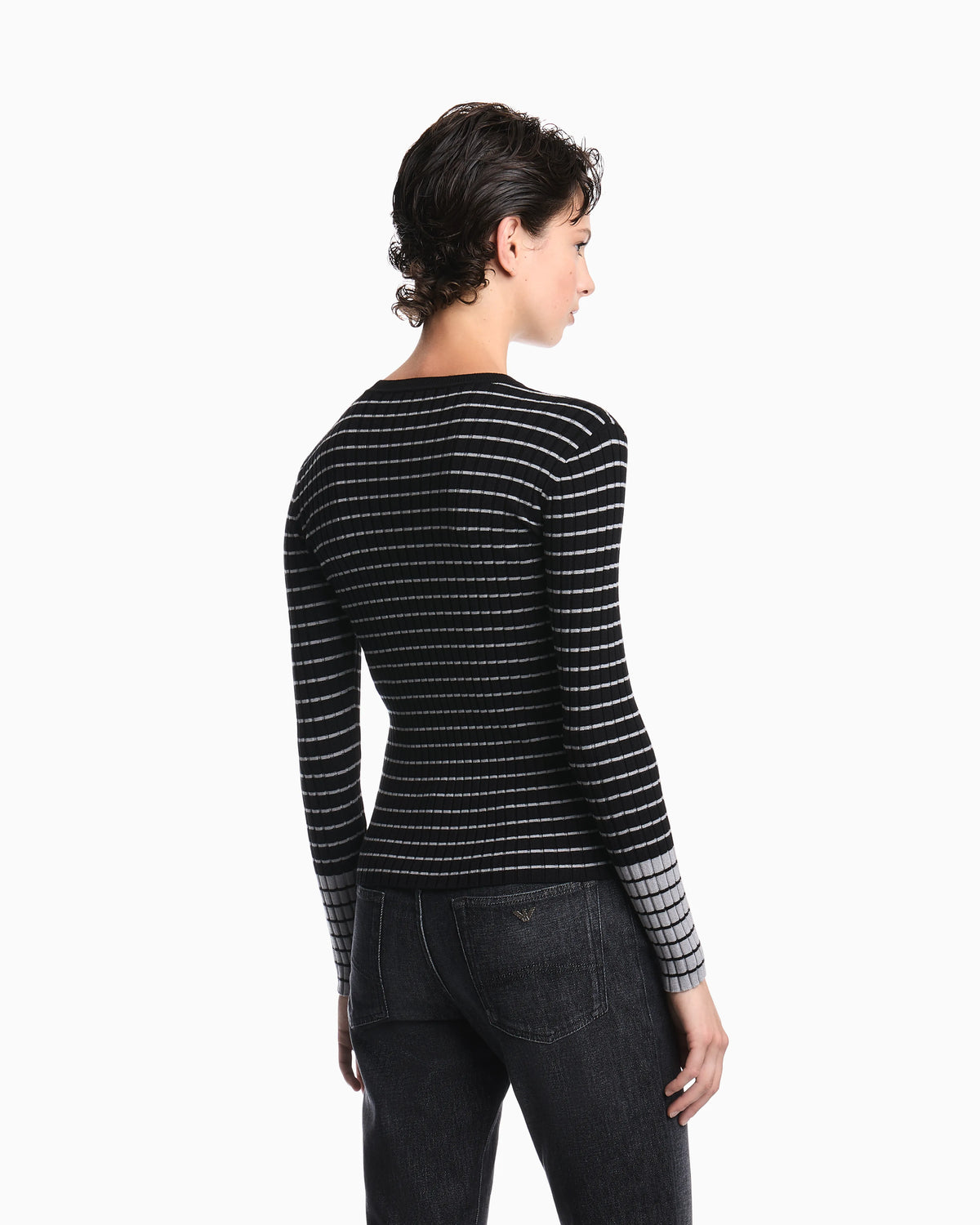 Slim fit ribbed pullover with crew neck and striped pattern