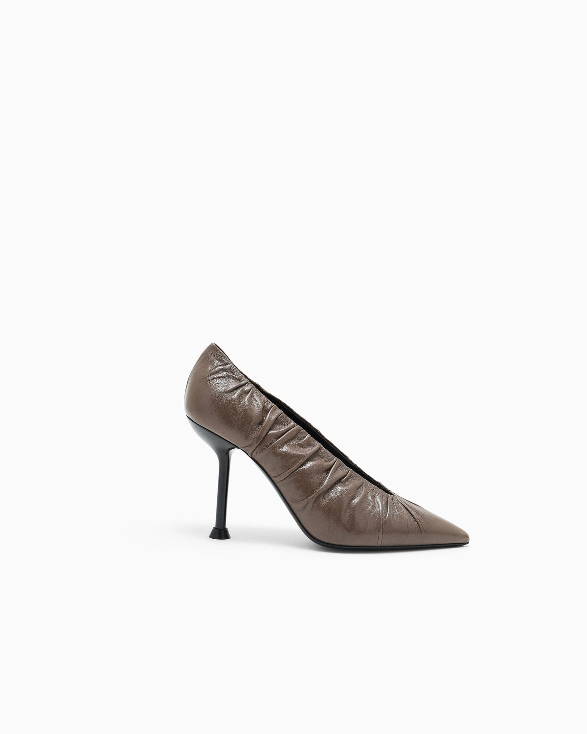 Pointed-toe leather court shoes with gathered detailing