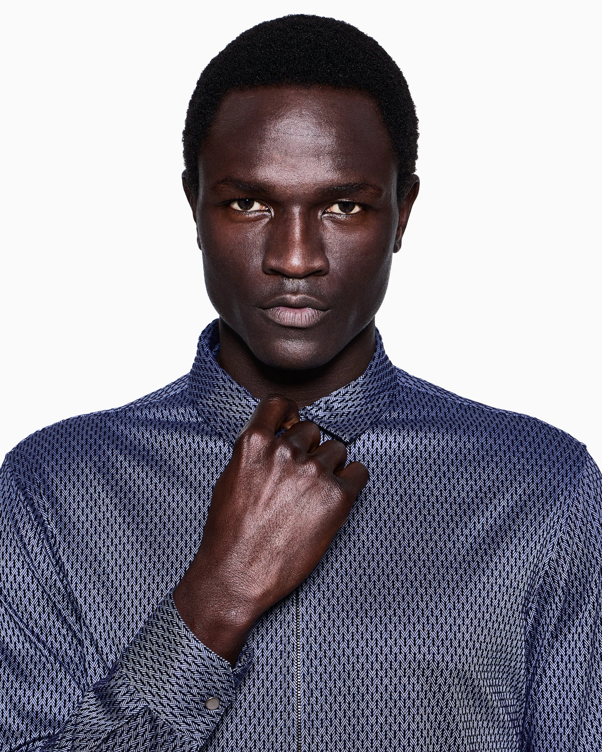 Slim-fit zipped shirt in cotton with flocked geometric motif