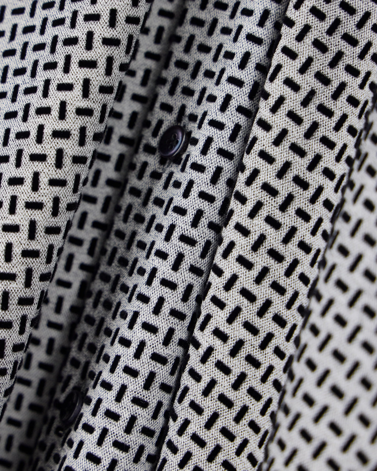 Regular fit cotton jersey shirt with geometric flock print
