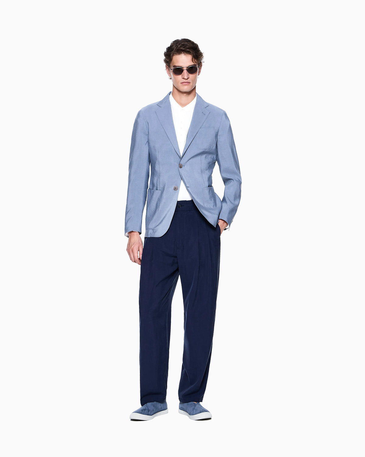 Upton single-breasted blazer in washed silk with two buttons