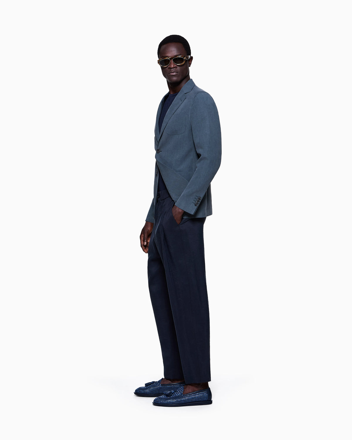 Upton Line single-breasted jacket in linen canvas