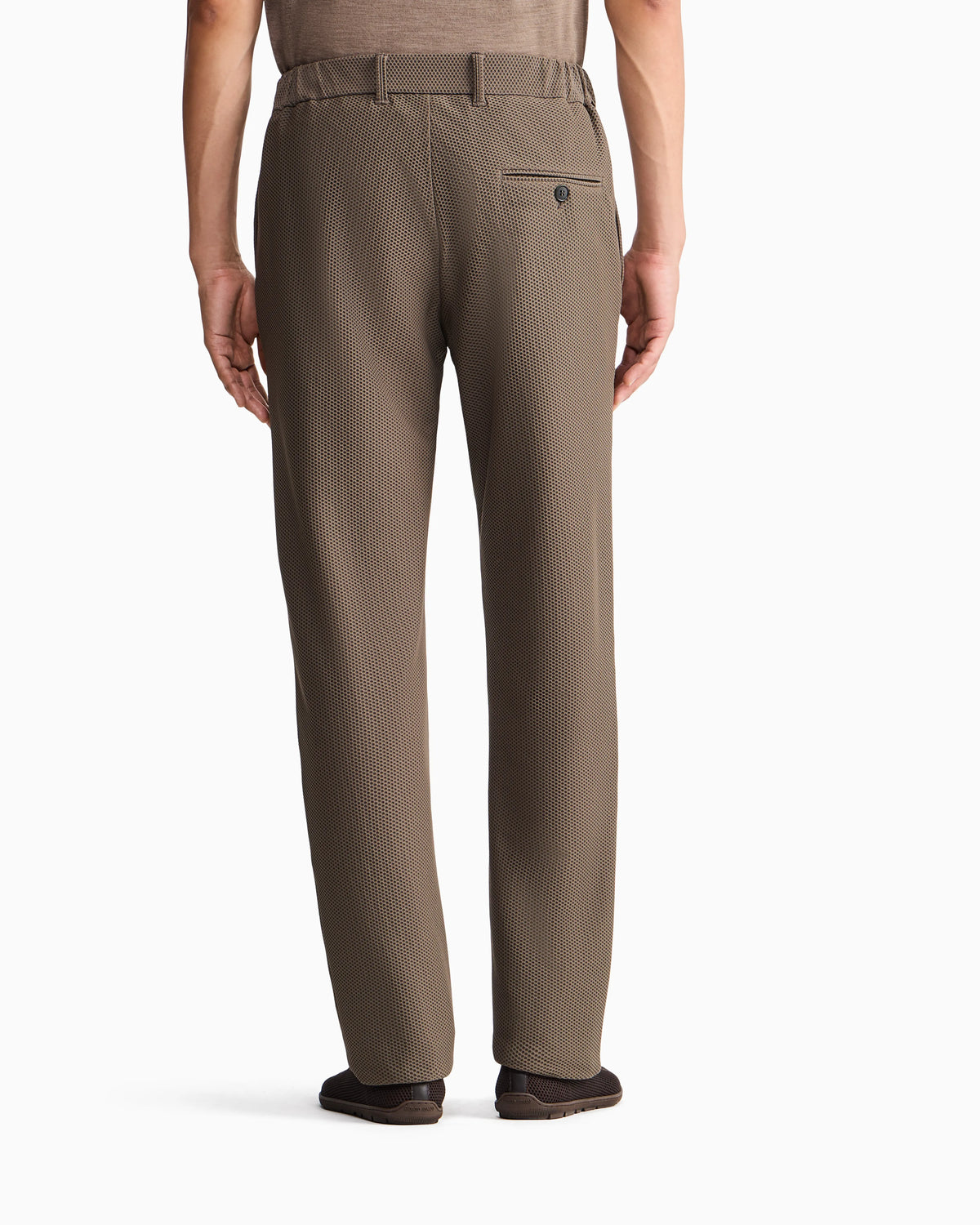 Flat front trousers in a technical gaufré honeycomb fabric