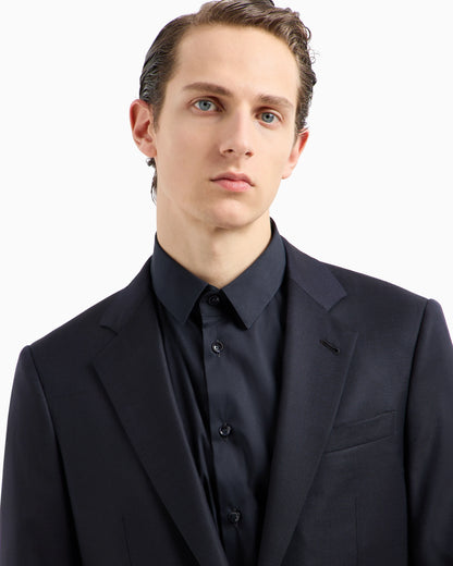 Manhattan line virgin-wool single-breasted suit