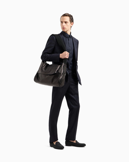 Manhattan line virgin-wool single-breasted suit