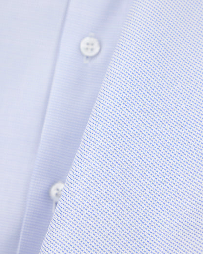 Regular fit shirt in micro weave cotton with French collar