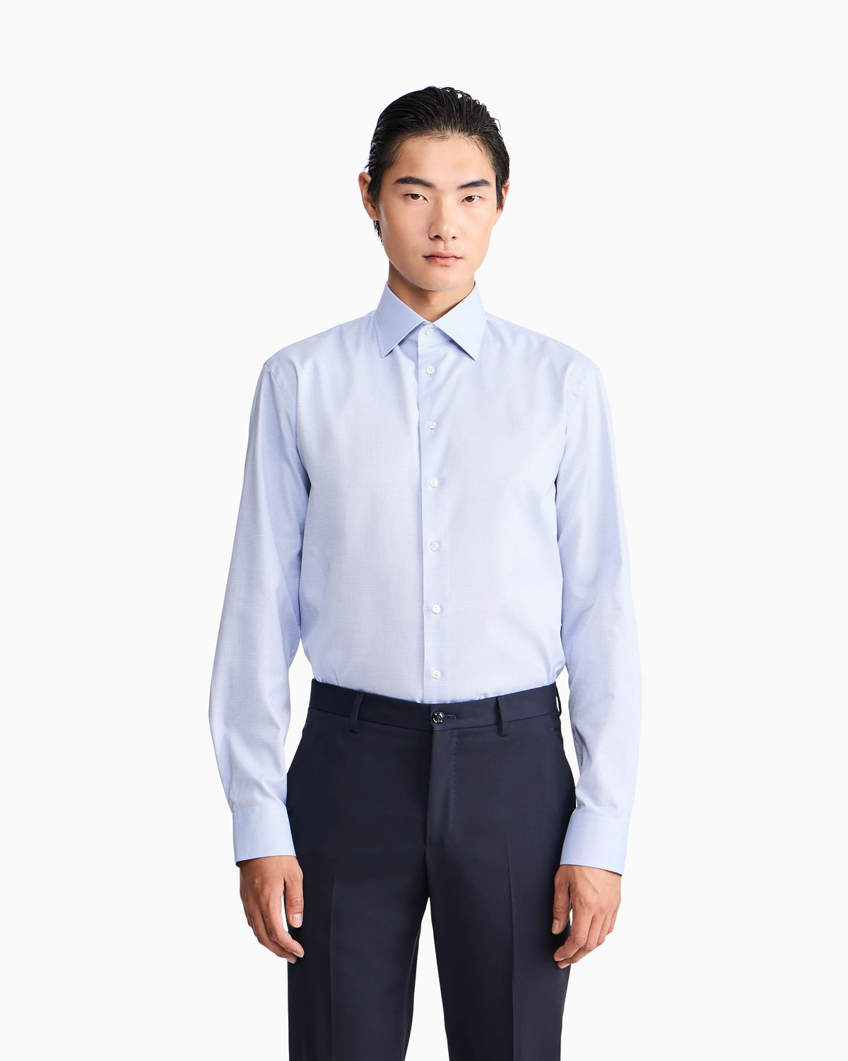 Regular fit shirt in micro weave cotton with French collar
