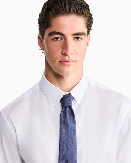Regular fit shirt in cotton twill with exposed buttons