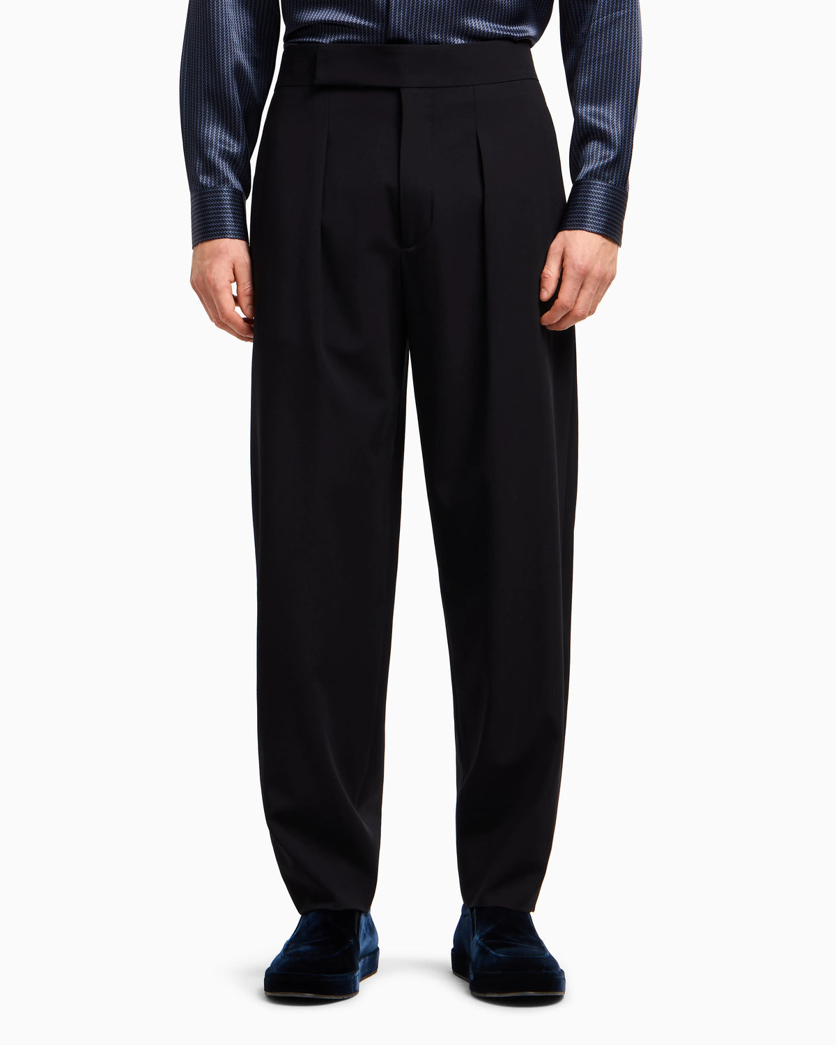 Pleated Giorgio’s trousers in wool crêpe